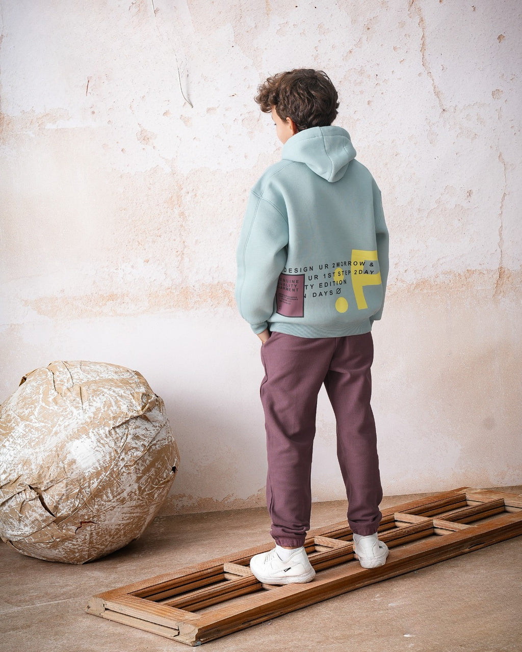 بيجامة Future Vibes | طاقة المستقبل